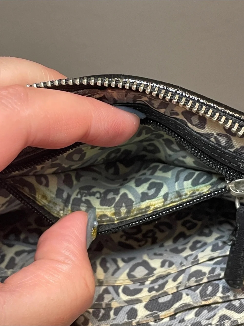 Coach POPPY Black Patent Leather Wristlet - GUC
